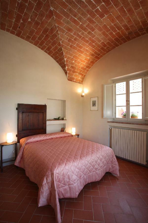 Agriturismo Podere La Casa Palaia Εξωτερικό φωτογραφία